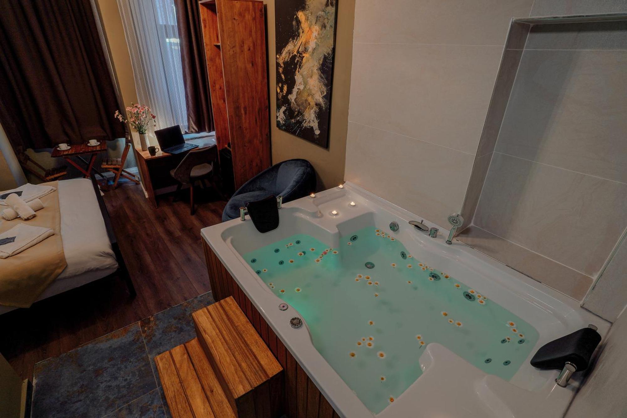 The Beybun Hotel Istiklal Street Taksim Istanbul Exterior photo
